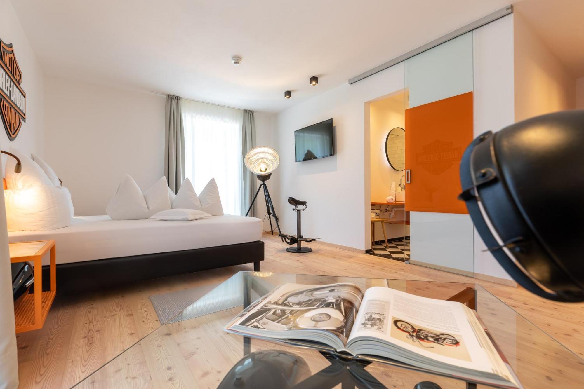 Al Plan, A Mountain Moving Hotel San Vigilio Di Marebbe Phòng bức ảnh